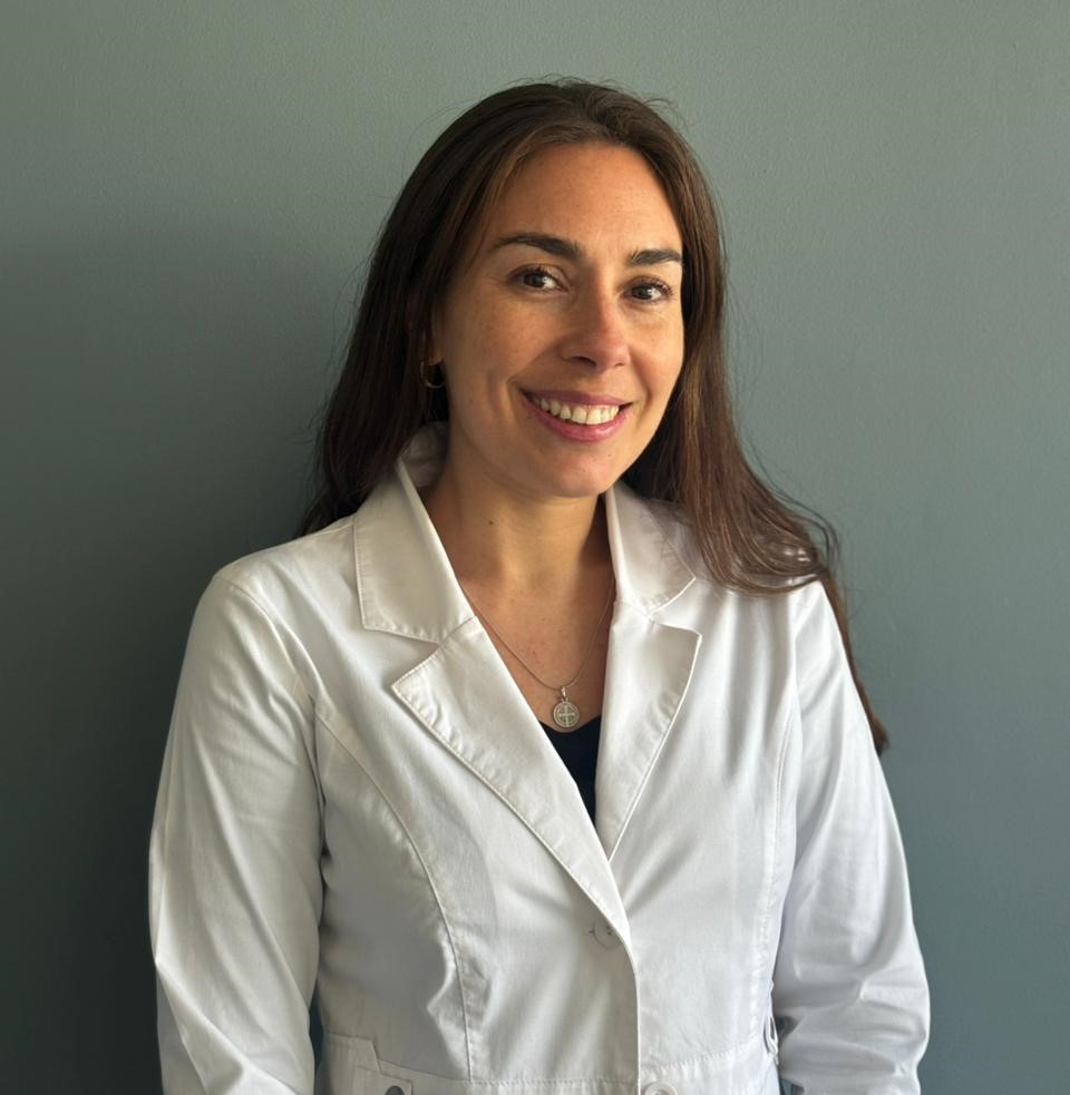 Dra. Constanza Hraste Delgado